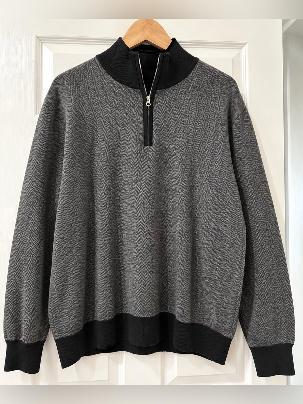 J. Crew Men's Gray Zip-Neck Sweater with Black Trim. XL